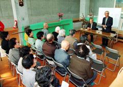 �`�����E�����`�O���[�����C�t�{��